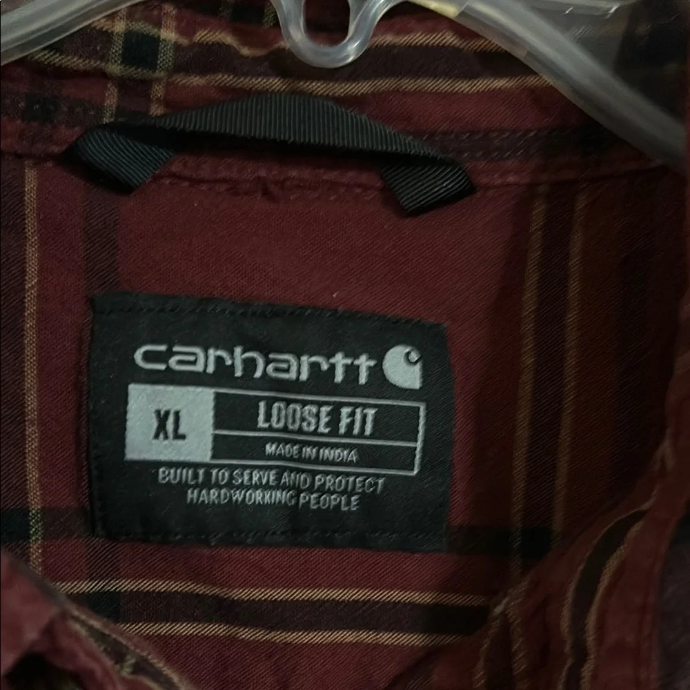 Carhartt Red Casual Button Down Shirt Plaid Design - Picture 3 of 6